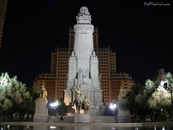 Plaza de Espa�a at Night
